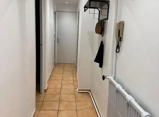 Appartamento Lumineux Et Spacieux 2 Avec Parking Gratuit Dans La Rue Perpignano